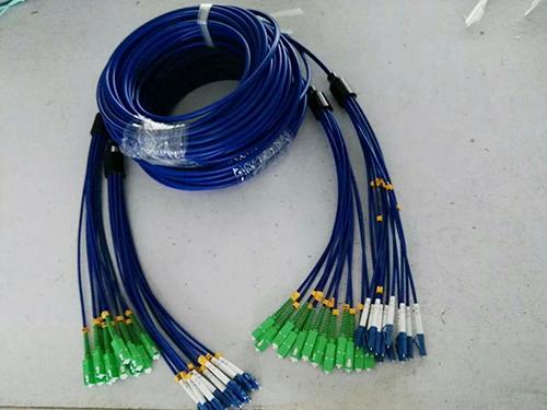蓝色室内外光缆,东莞蓝色室内外光缆 产品描述:东莞市爱博通讯科技